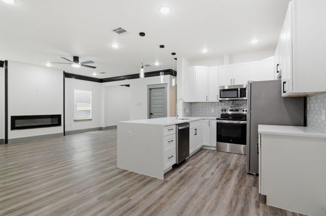 1013 Duff Court, Fort Worth, TX 76112