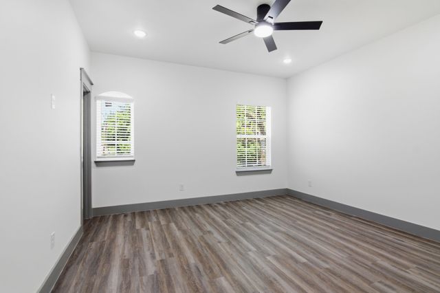 1013 Duff Court, Fort Worth, TX 76112