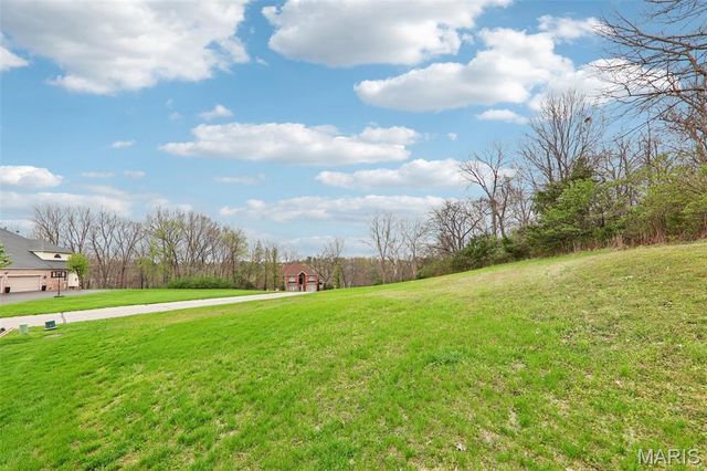 13004 Pingry Place, St Louis, MO 63131