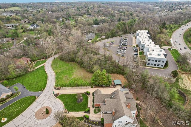 13004 Pingry Place, St Louis, MO 63131