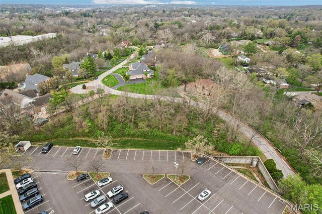 13004 Pingry Place, St Louis, MO 63131