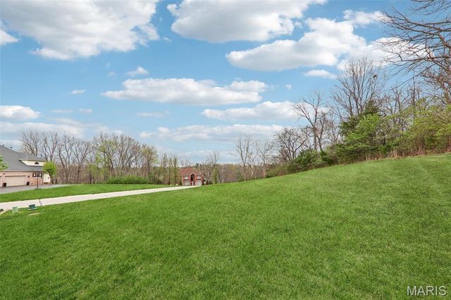 13004 Pingry Place, St Louis, MO 63131