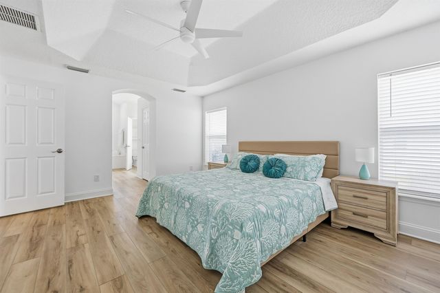 109 Hondo Dr, St Augustine, FL 32086