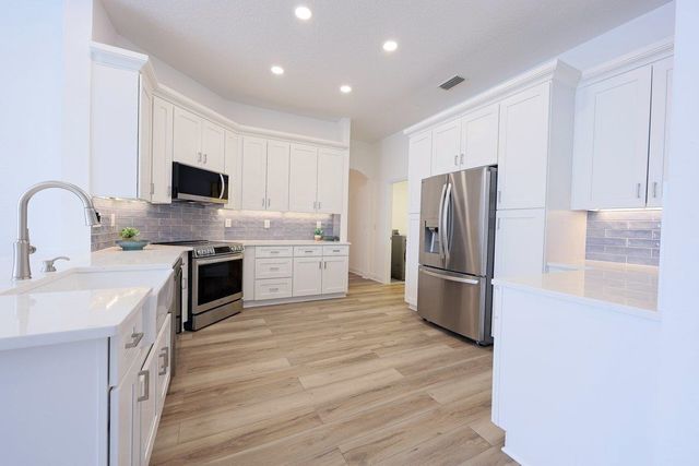 109 Hondo Dr, St Augustine, FL 32086