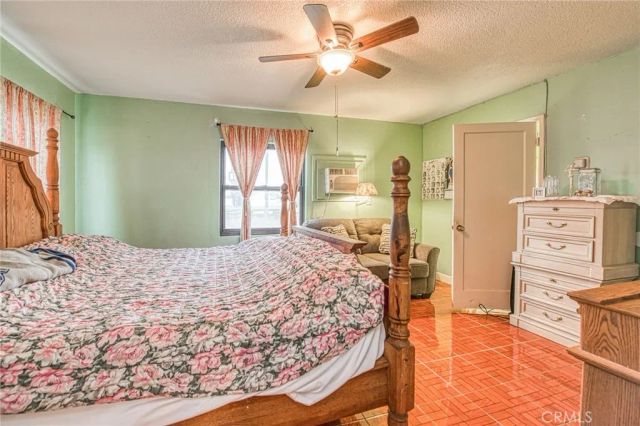 6729 W Clinton Avenue, Fresno, CA 93723