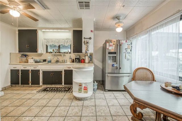 6729 W Clinton Avenue, Fresno, CA 93723