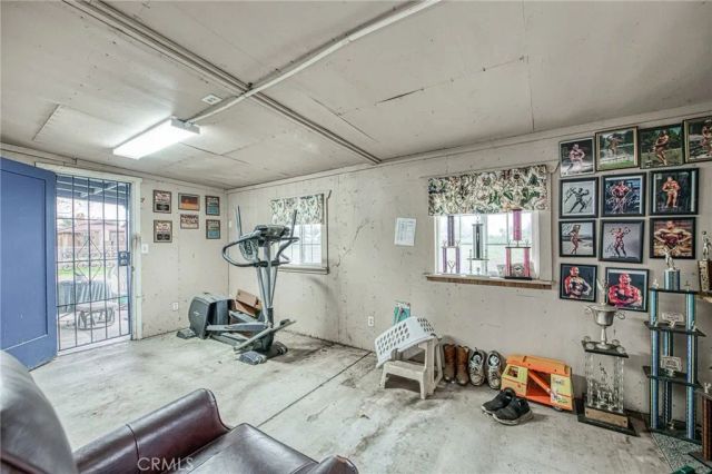 6729 W Clinton Avenue, Fresno, CA 93723