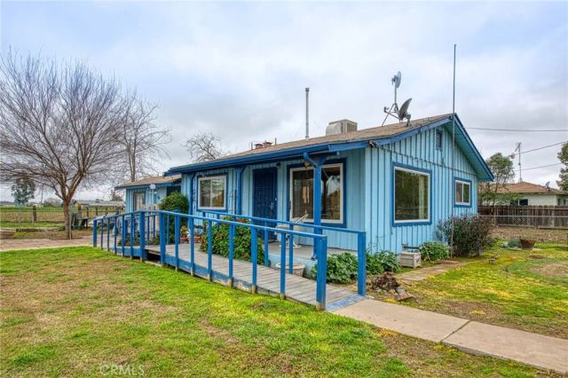 6729 W Clinton Avenue, Fresno, CA 93723