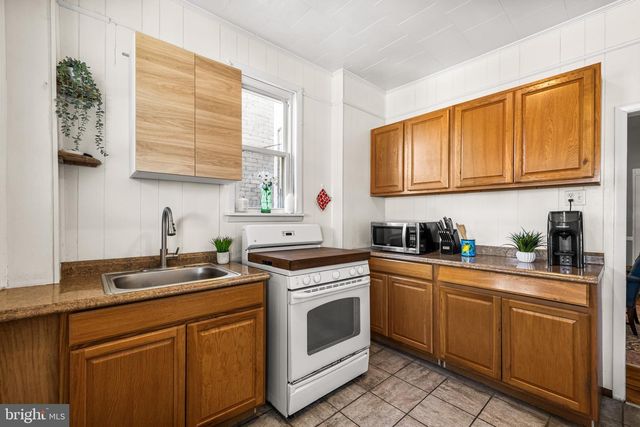 1238 W 37TH ST, Baltimore, MD 21211