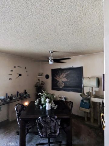 8039 Irondale, Canoga Park, CA 91306