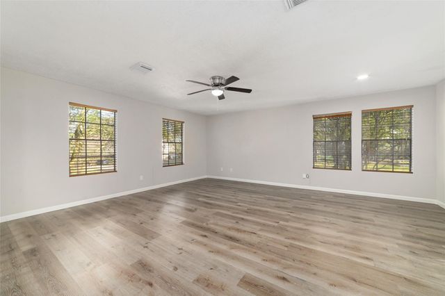 8426 Laurel Trails Drive, Houston, TX 77095