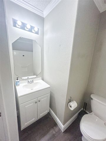 113 Varsity Drive, Huntsville, TX 77340