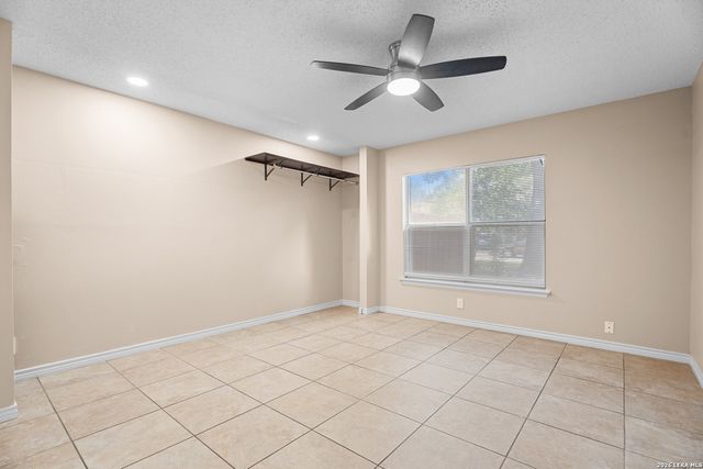 7715 Chatsworth, San Antonio, TX 78250