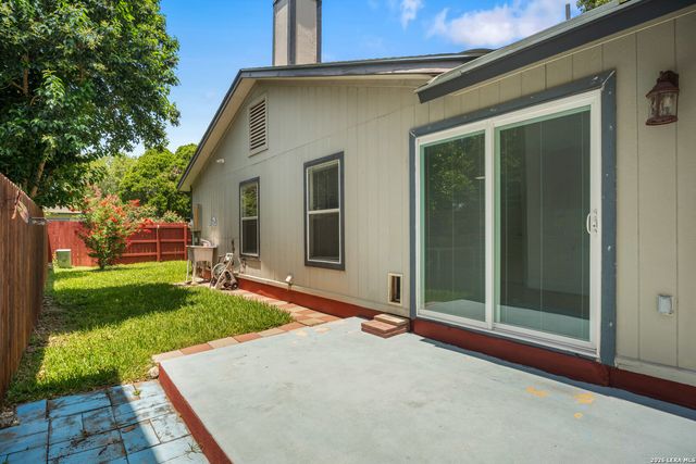 7715 Chatsworth, San Antonio, TX 78250