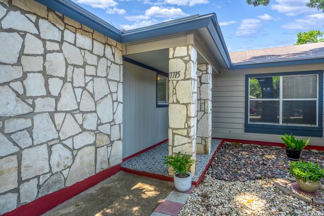 7715 Chatsworth, San Antonio, TX 78250