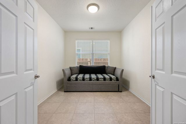 6909 ABBEY FLS, San Antonio, TX 78249