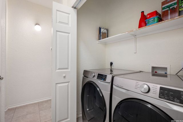 6909 ABBEY FLS, San Antonio, TX 78249