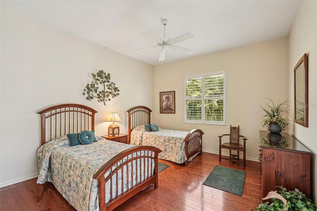 417 HUNTRIDGE DRIVE, Venice, FL 34292