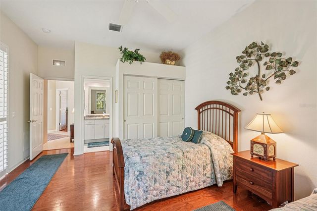 417 HUNTRIDGE DRIVE, Venice, FL 34292