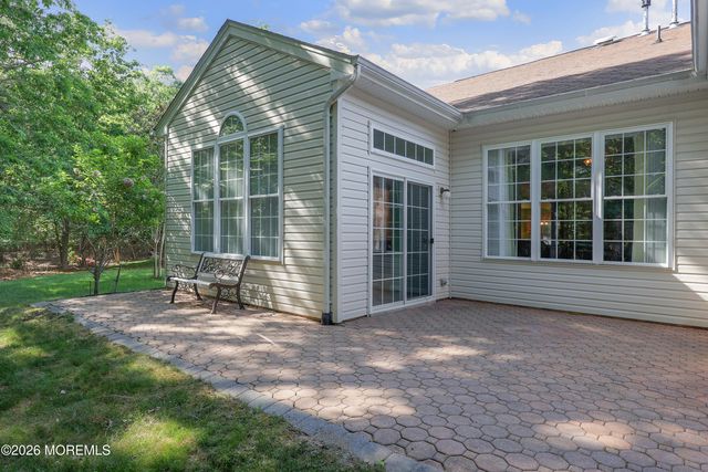 7 Oakhill Court, Jackson, NJ 08527