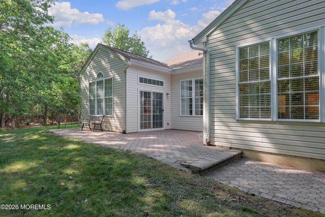 7 Oakhill Court, Jackson, NJ 08527