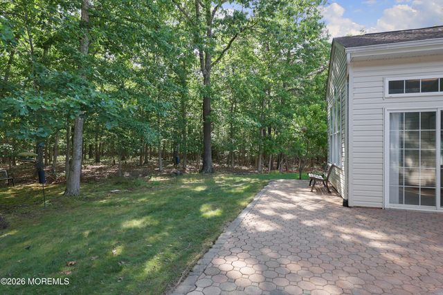 7 Oakhill Court, Jackson, NJ 08527