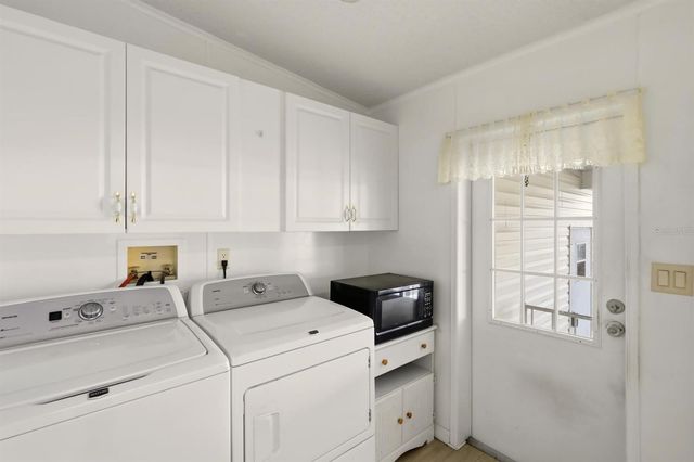 8414 CASTLE GARDEN ROAD, Palmetto, FL 34221