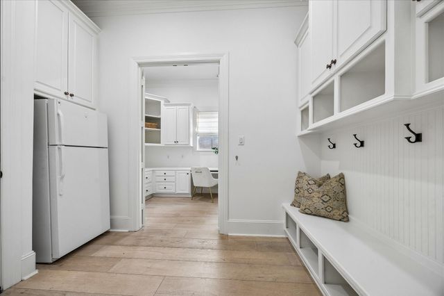 4504 Holly Street, Bellaire, TX 77401
