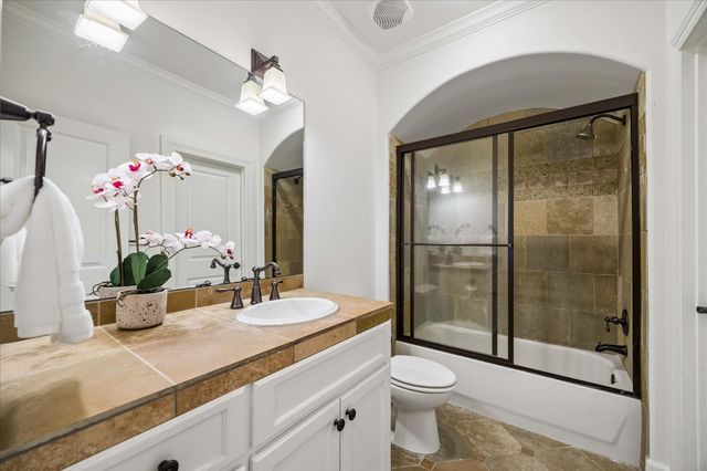 4504 Holly Street, Bellaire, TX 77401