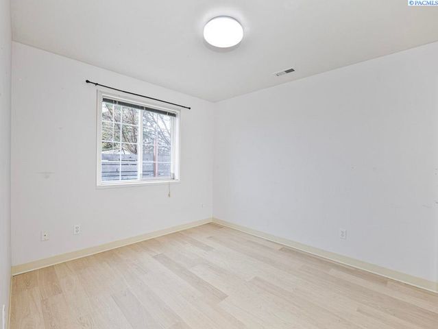 620 SE Mckenzie Street, Pullman, WA 99163