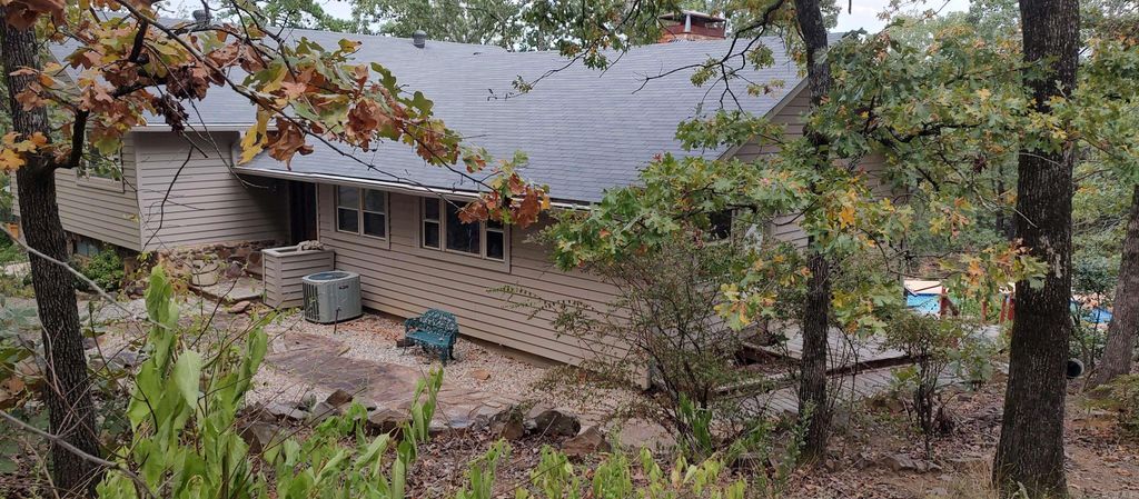 20524 River View Dr., Roland, AR 72135