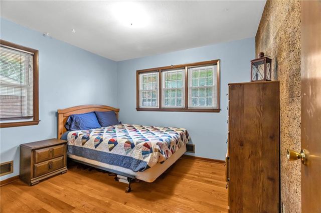 15600 E 43rd street S. Street, Independence, MO 64055