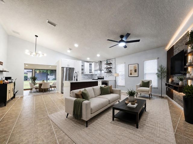 531 1ST AVENUE, Altamonte Springs, FL 32714