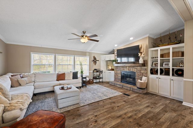 10152 Dallas Hollow Road, Soddy Daisy, TN 37379