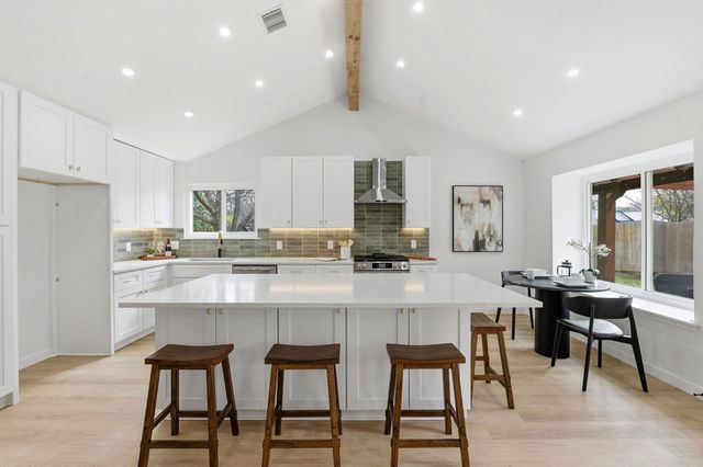 2701 Calabash CV, Austin, TX 78745