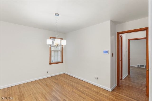 25031 Glenbrook Boulevard, Euclid, OH 44117