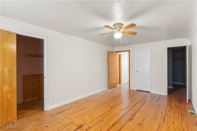 25031 Glenbrook Boulevard, Euclid, OH 44117