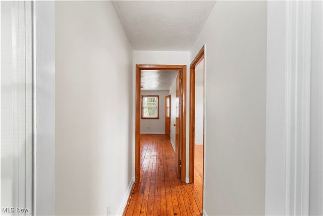 25031 Glenbrook Boulevard, Euclid, OH 44117