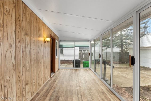 25031 Glenbrook Boulevard, Euclid, OH 44117