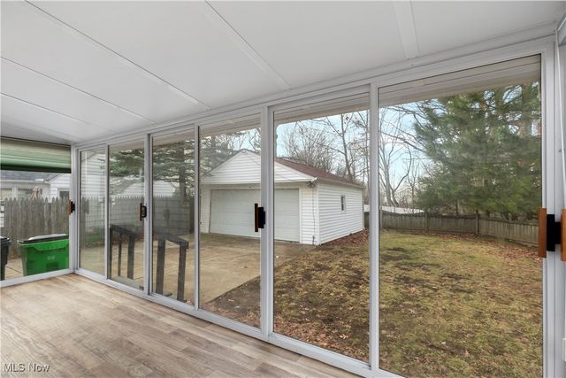 25031 Glenbrook Boulevard, Euclid, OH 44117