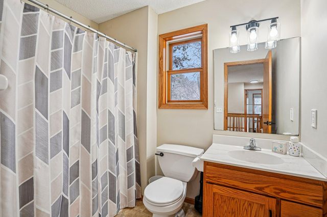 1760 209th Avenue NE, East Bethel, MN 55011