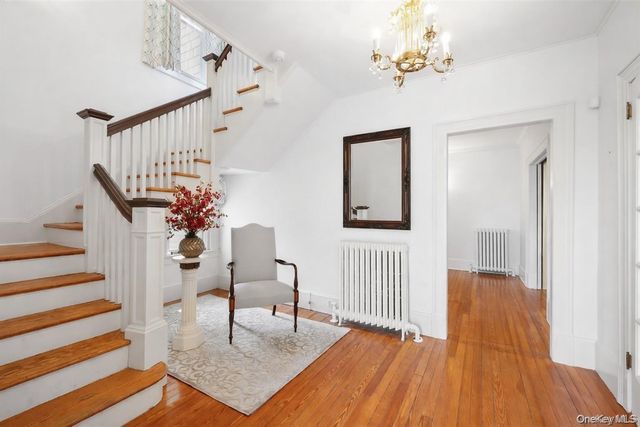 66 Drake Road, Scarsdale, NY 10583