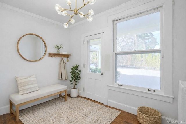 66 Drake Road, Scarsdale, NY 10583