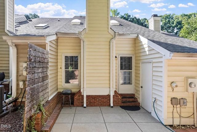314 Riverwalk Circle, Cary, NC 27511