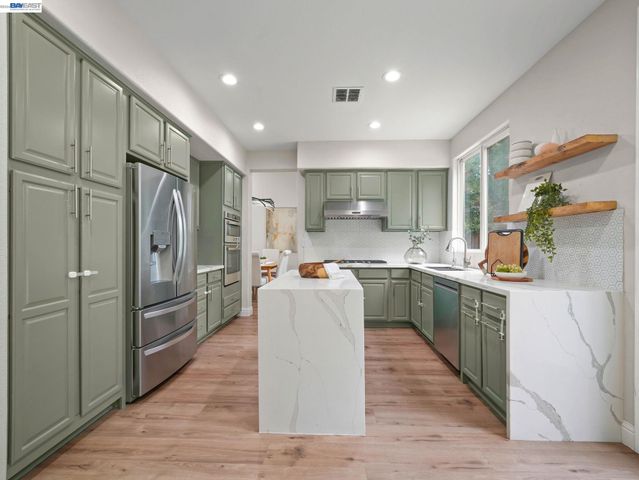 4907 Winterbrook Ave, Dublin, CA 94568