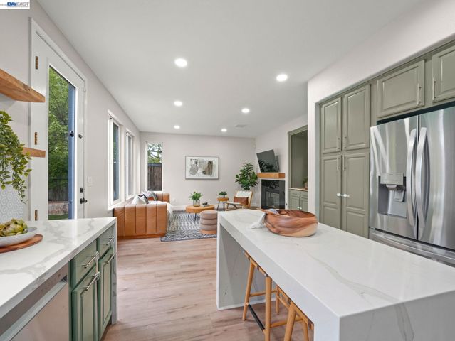 4907 Winterbrook Ave, Dublin, CA 94568