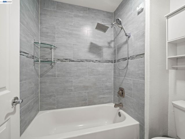 4907 Winterbrook Ave, Dublin, CA 94568