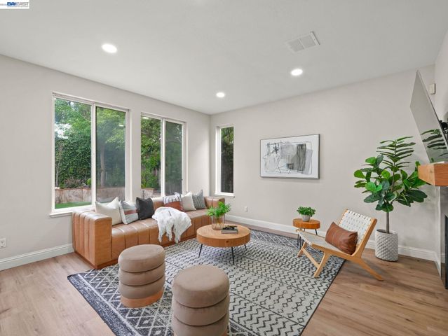 4907 Winterbrook Ave, Dublin, CA 94568