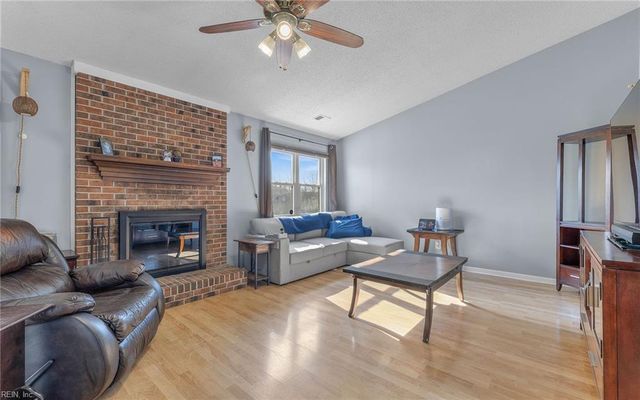 3913 Lombard CT, Virginia Beach, VA 23453