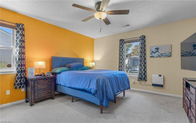 3913 Lombard CT, Virginia Beach, VA 23453